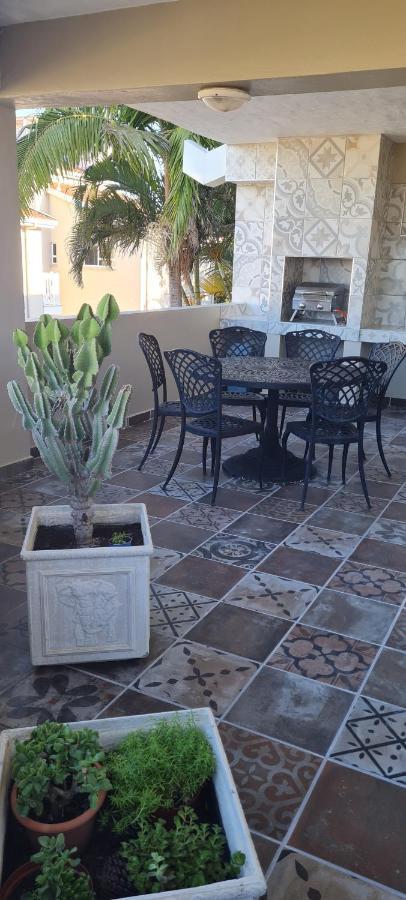 Ferienwohnung Aride 4 Awesome View Of Uvongo Main Swimming Beach From Communal Braai Area Margate Exterior foto