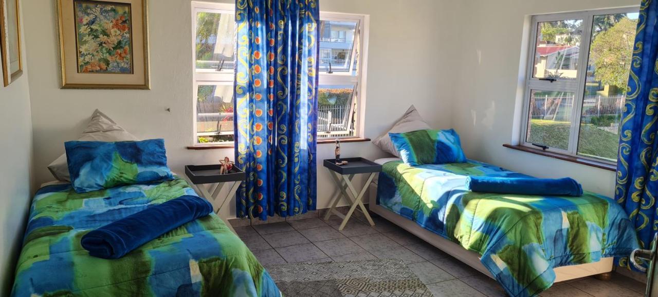 Ferienwohnung Aride 4 Awesome View Of Uvongo Main Swimming Beach From Communal Braai Area Margate Exterior foto